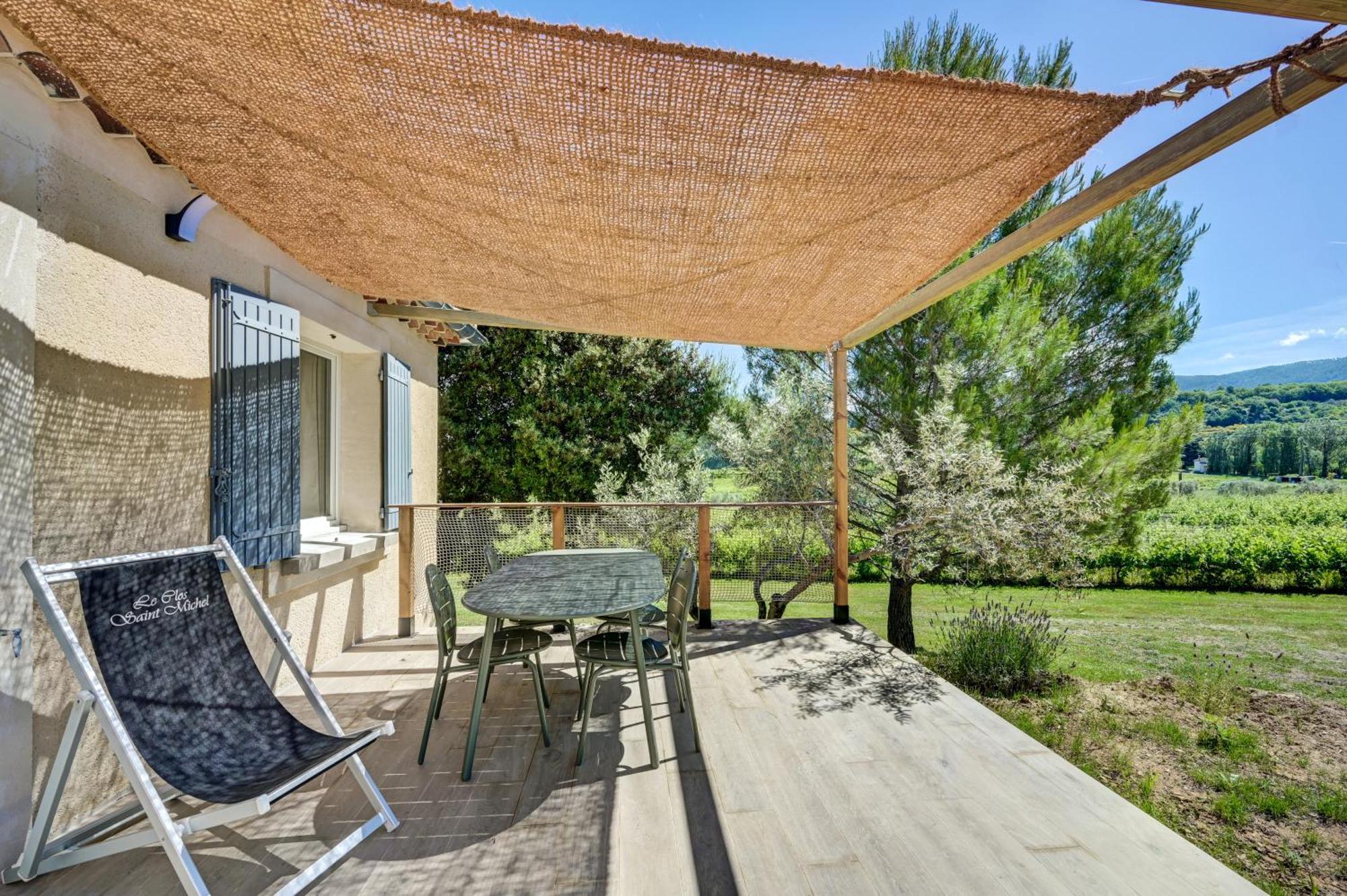Clos Saint-Michel Resort & Spa Malaucène Exterior foto